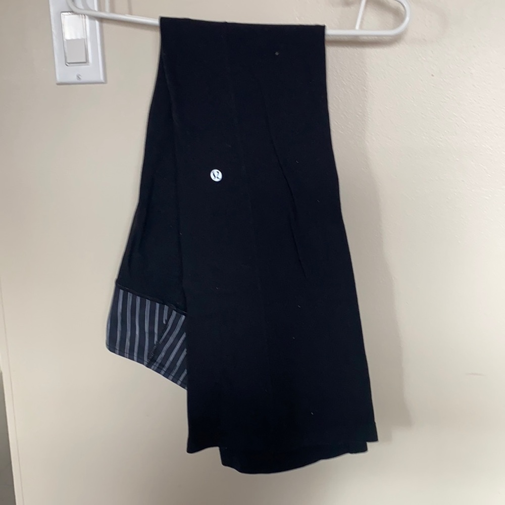 Lululemon pants size 6